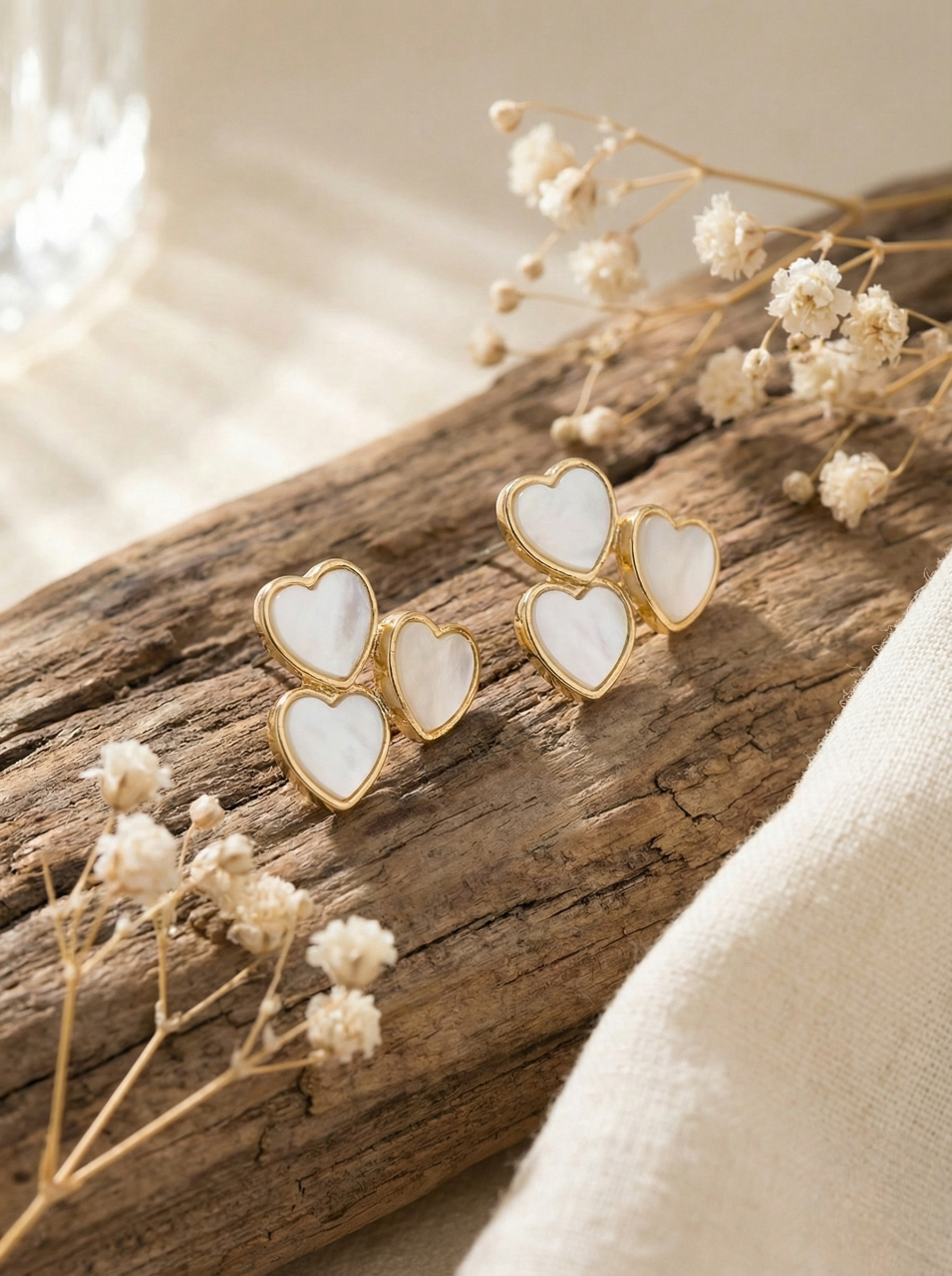 White Triple Heart Shell Stud Earrings - Gold
