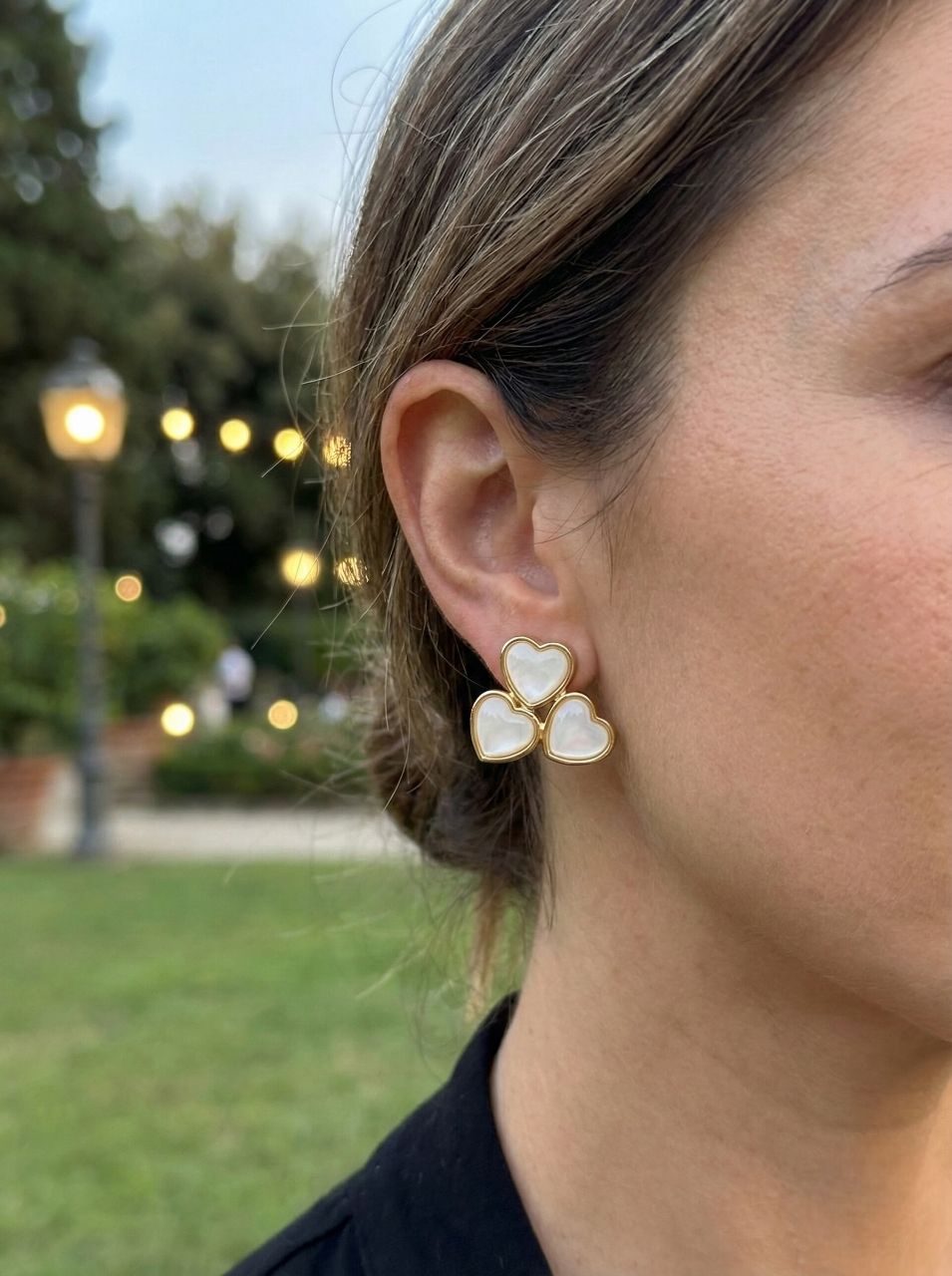 White Triple Heart Shell Stud Earrings - Gold