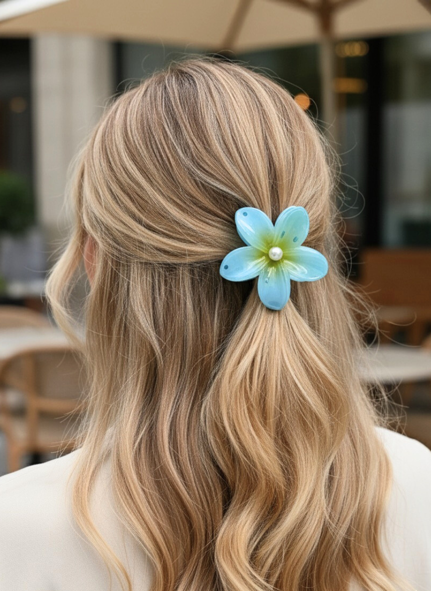 Bloom Hair Claw Clip