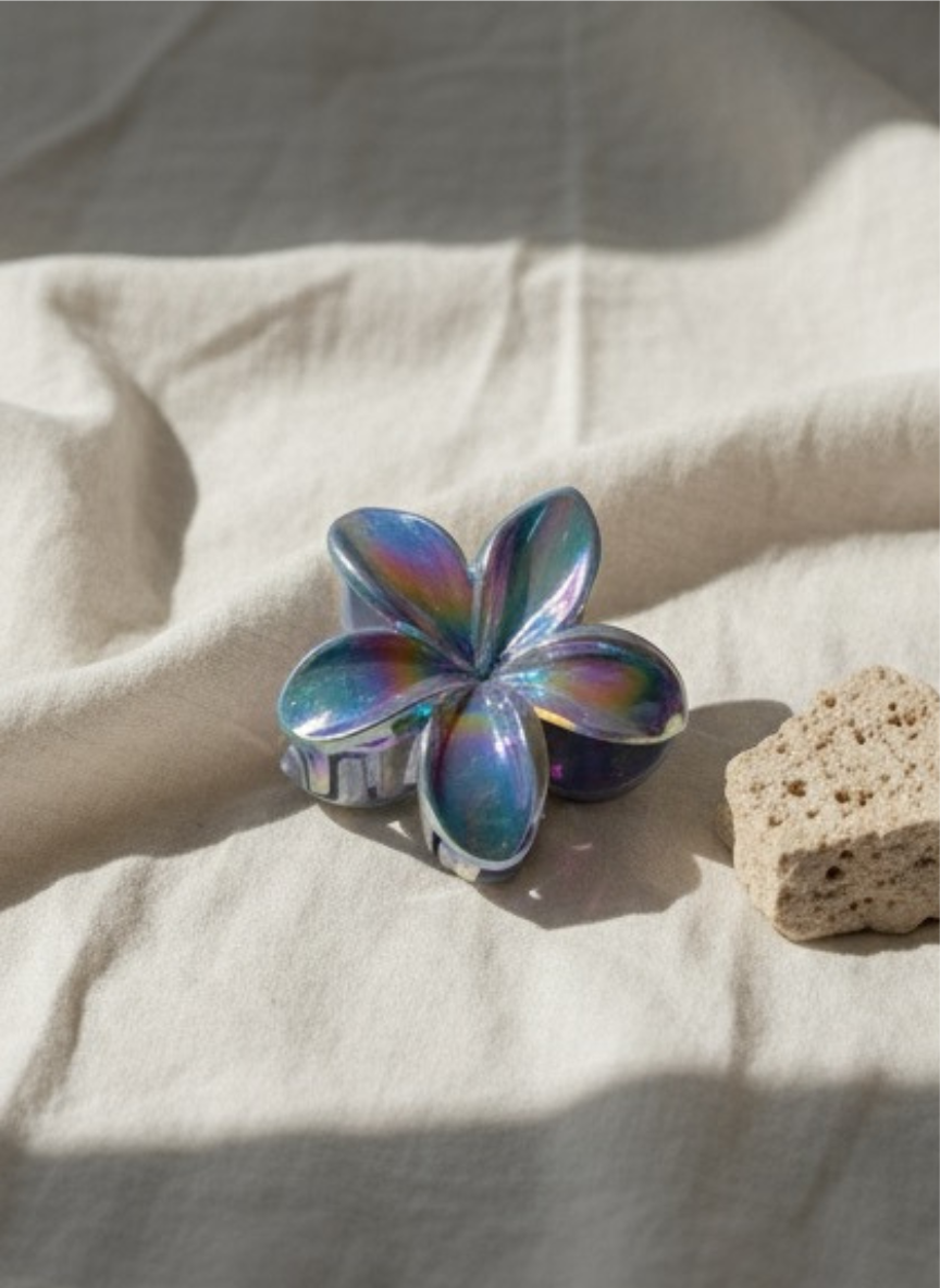 Bloom Hair Claw Clip